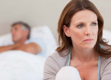 Tâm lý và tinh thần của phụ nữ thay đổi thế nào ở tuổi mãn kinh? Tâm lý và tinh thần của phụ nữ thay đổi thế nào ở tuổi mãn kinh?