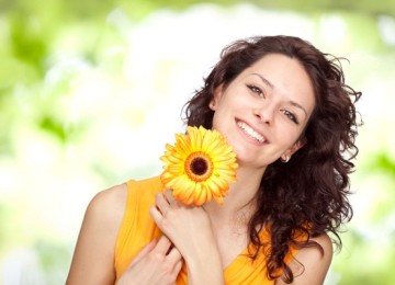 Cân bằng nội tiết tố nữ – Níu giữ thanh xuân Cân bằng nội tiết tố nữ – Níu giữ thanh xuân